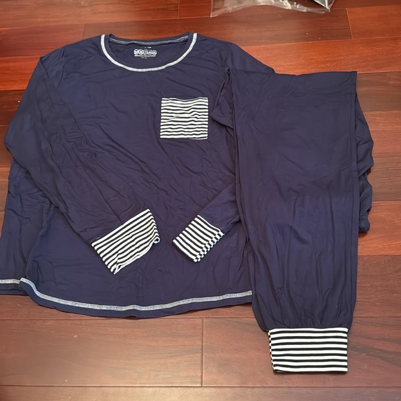TIKTIK Size Large Women’s 2 piece Pajamas Blue/white - Picture 1 of 3